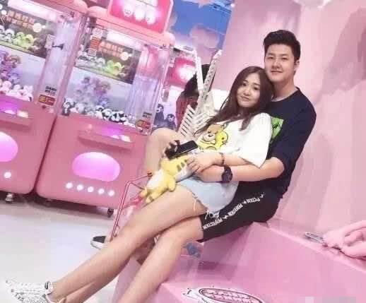 小妞身高爆料视频,视频爆料引发网友热议  第2张 小妞身高爆料视频,视频爆料引发网友热议  第2张