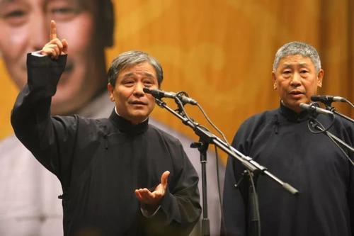 相声纠纷在线观看,笑料百出,网络直播背后的恩怨情仇  第1张 相声纠纷在线观看,笑料百出,网络直播背后的恩怨情仇  第1张