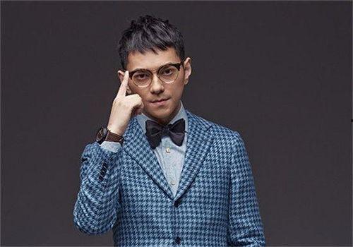 李晨主持人爆料新闻视频,独家爆料新闻背后的故事  第2张 李晨主持人爆料新闻视频,独家爆料新闻背后的故事  第2张