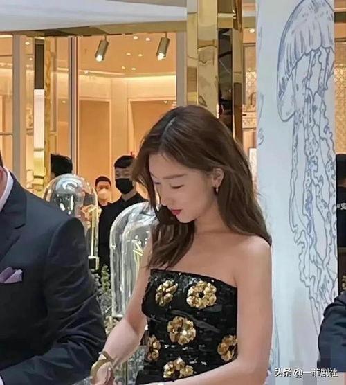 娱乐圈内吃瓜的明星,明星们如何成为吃瓜群众的新宠  第2张 娱乐圈内吃瓜的明星,明星们如何成为吃瓜群众的新宠  第2张